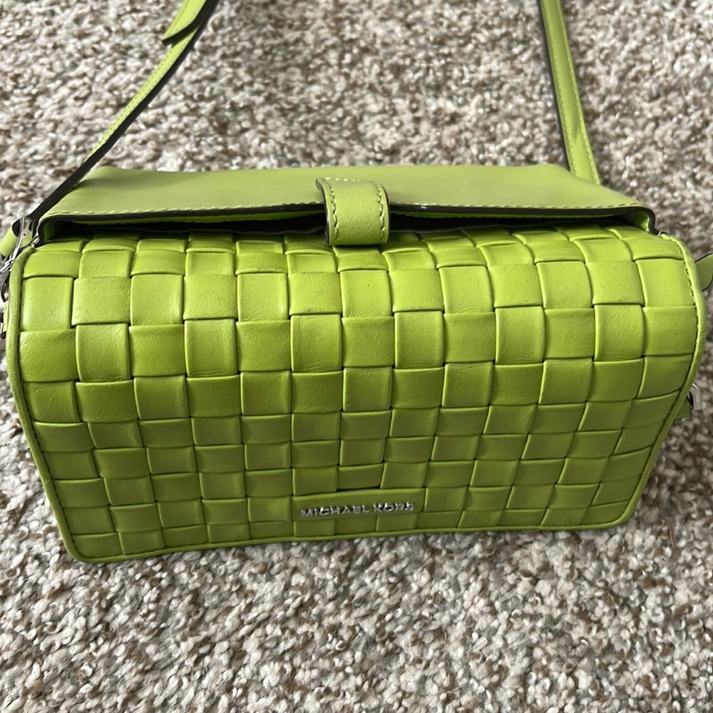 Michael Kors Lime Green Crossbody - Picture 7 of 9